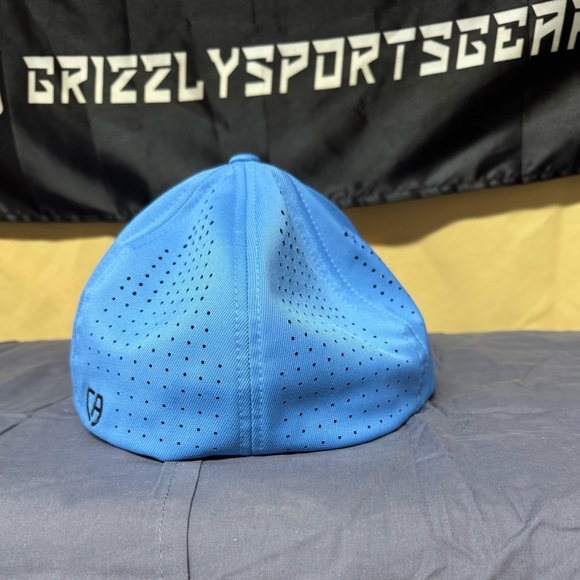 Blue Baseball Cap with Red Logo Phillies - Picture 2 of 3